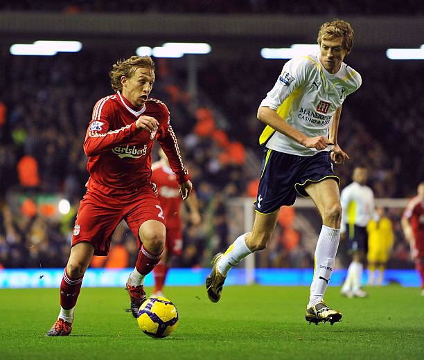 季的表现并 季的表现并